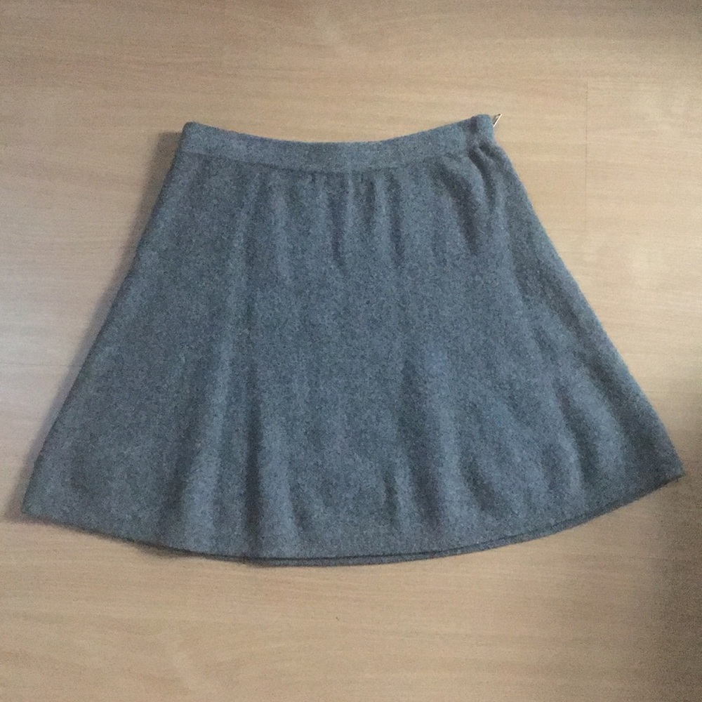 Tahari skirt